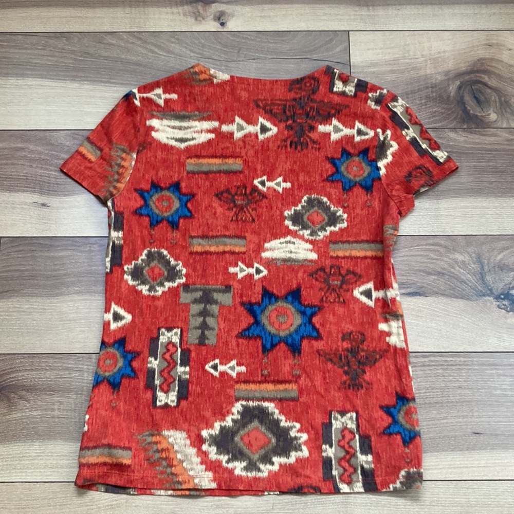 Lauren Ralph Lauren Aztec prin short sleeve tshirt. Size S petite - Picture 6 of 6